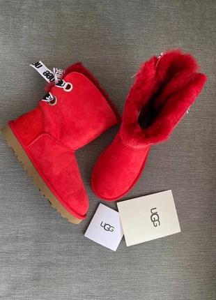 Зимние женские ботинки ugg bailey bow red