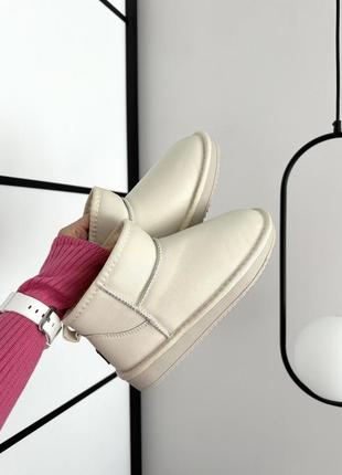 Зимние женские ботинки ugg ultra mini cream leather 💛