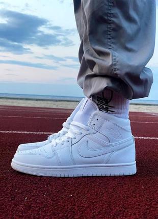 Кроссовки nike air jordan 1 retro high full white