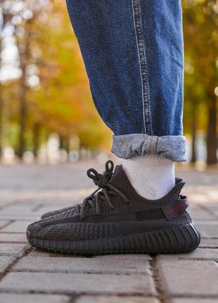 Кроссовки adidas yeezy boost 350 v2 black (рефлективні шнурки)