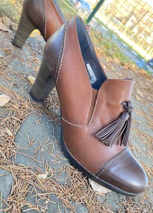 Туфли женские кожаные коричневые . Производство Испании.