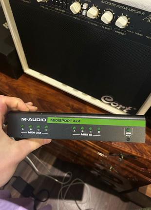 Аудіоінтерфейс M-Audio MidiSport 4x4 USB