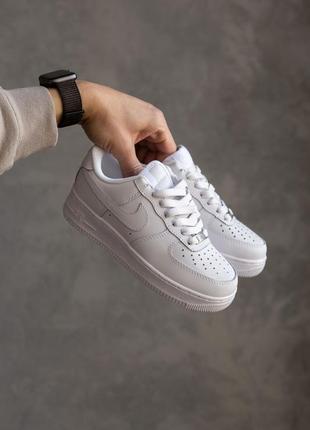 Женские кроссовки nike air force 1 low white