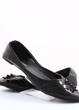 Жіночі балетки туфлі лаковані з гострим носком, чорні розміри ...