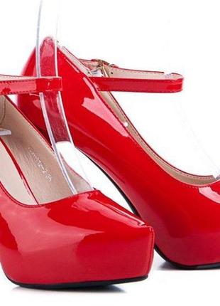Туфли женские лаковые красные на каблуке шпильке, размеры 36,3...