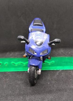 Модель мотоцикла maisto 1:18 honda cbr 600rr китай іграшка він...