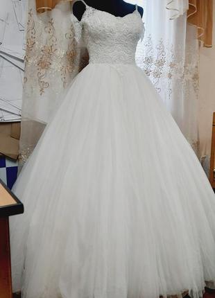 Платье свадебное состояние отличное xxs-s размер, наложка, торг