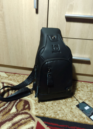 Сумка-рюкзак BullCaptain з USB-портом з натуральної шкіри