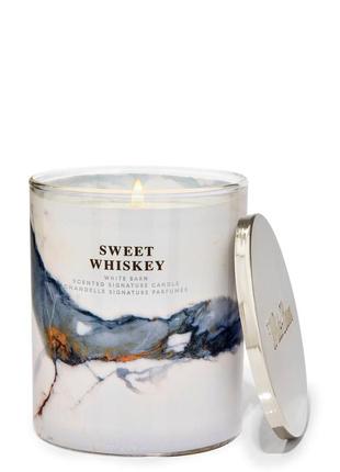 Свечка sweet whiskey bath and body works