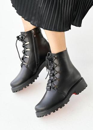 Женские ботинки кожаные зимние черные katrina