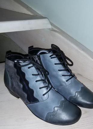 Кожаные утепленные ботинки бренда remonte размер 40 (26 см)