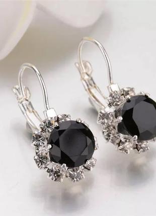 Изысканные серьги сережки черные Black камни кристаллы стильны...