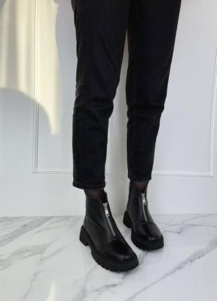 Ботинки зима женские черные с молнией кожаные