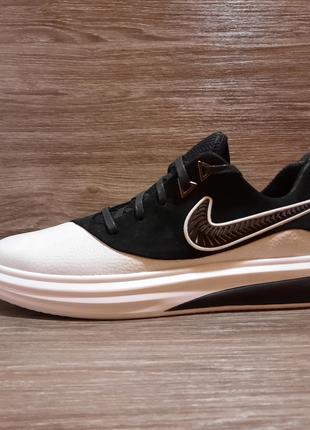 Кроссовки мужские кожаные Nike черные с белым.