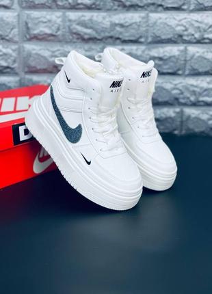 Женские зимние крассовки nike air force крассовки белые на мех...