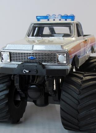 Chevrolet K-10 1972, Greenlight. 1:43 коробка. Monster Truck