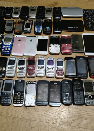 Лот телефоны, запчасти Nokia, Samsung, Sony Ericsson, iPhone