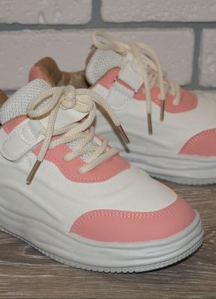 Кросівки для дівчинки білі з рожевим
