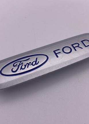 Шильдик на авто коврик Форд Ford