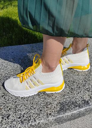 Женские кроссовки Sopra из обувного текстиля белые с желтыми в...