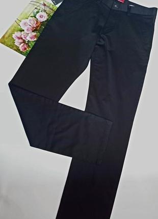 Эффектные мужские брюки zara