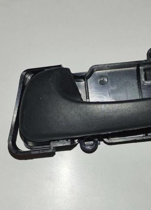 Ручка левая внутренняя Volkswagen Passat B4 (93-96)