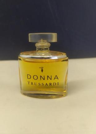 Donna trussardi