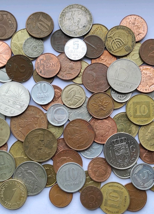 Набор 100 монет Мира