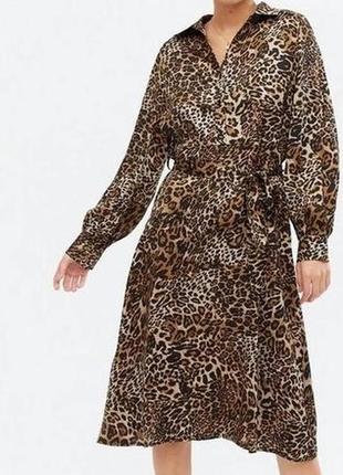 Платье-рубашка миди с поясом по с леопардовым принтом