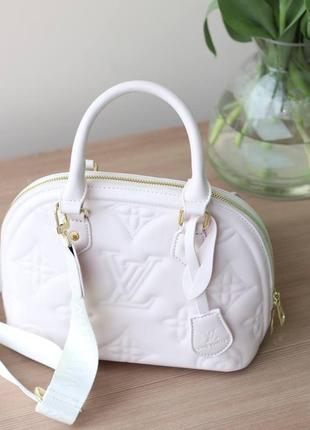 Сумочка louis vuitton alma ivory