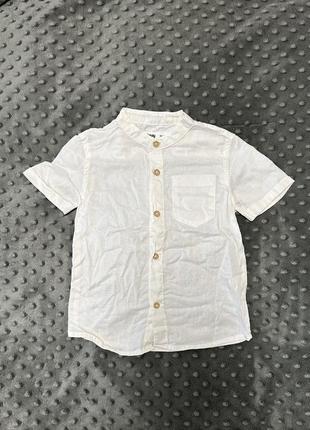 Белая льняная рубашка