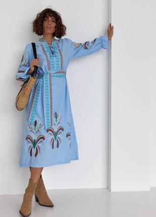 Платье с украинским тематикой