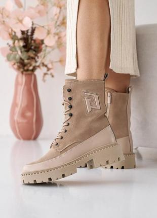 Женские ботинки кожаные зимние бежевые emirro