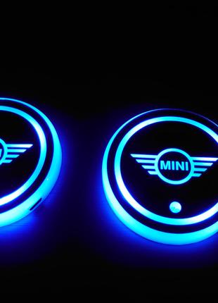 Подсветка подстаканника с логотипом автомобиля Mini