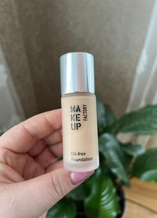 Тональна основа make up factory oil free foundation