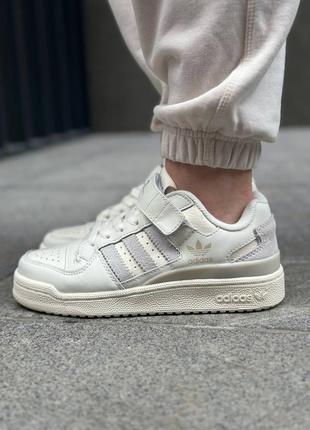 Кросівки adidas forum