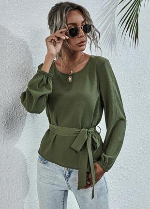 Блуза с поясом зеленая, м
