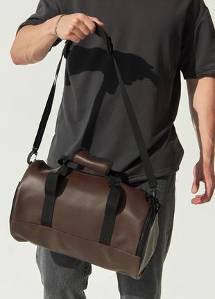 Дорожня сумка бочка mini коричневая с карманом для обуви, в эк...