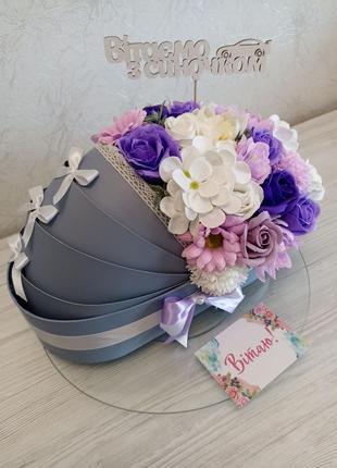 Букет із мильних квітів в коробці-колясці "Синочок"