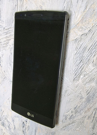 Телефон LG G4 на запчастини