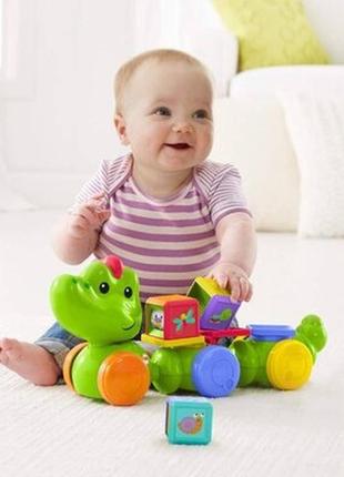 Развивающая игрушка fisher-price silly safari crawl around croc