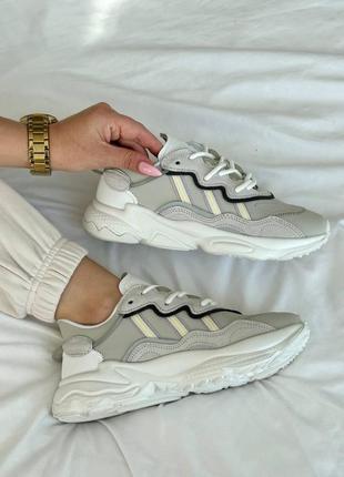 Кроссовки adidas ozweego