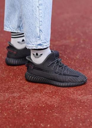 Кроссовки adidas yeezy boost 350 v2 “black” (рефлективные шнурки)