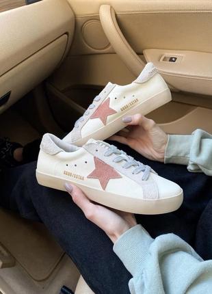 Женские кроссовки golden goose