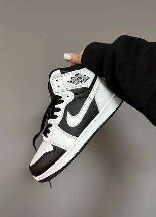 Зимние кроссовки nike air jordan retro 1 « white/black » fur