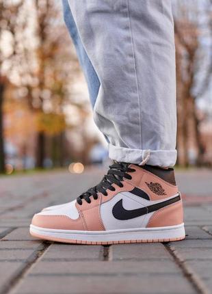 Зимние кроссовки nike air jordan 1 retro mid peach fur