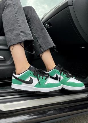 Женские кроссовки nike sb green