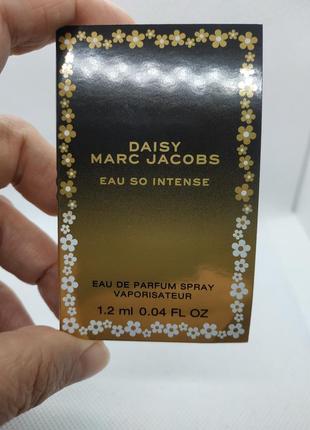 Marc jacobs daisy eau so intense__пробник  1,2 мл.
