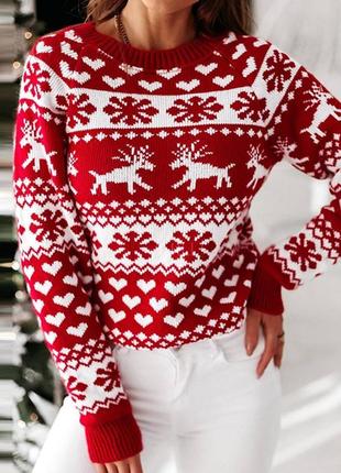 Женский новогодний свитер с оленями