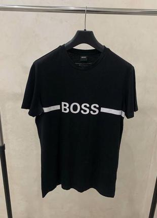 Футболка hugo boss черная базовая с лого